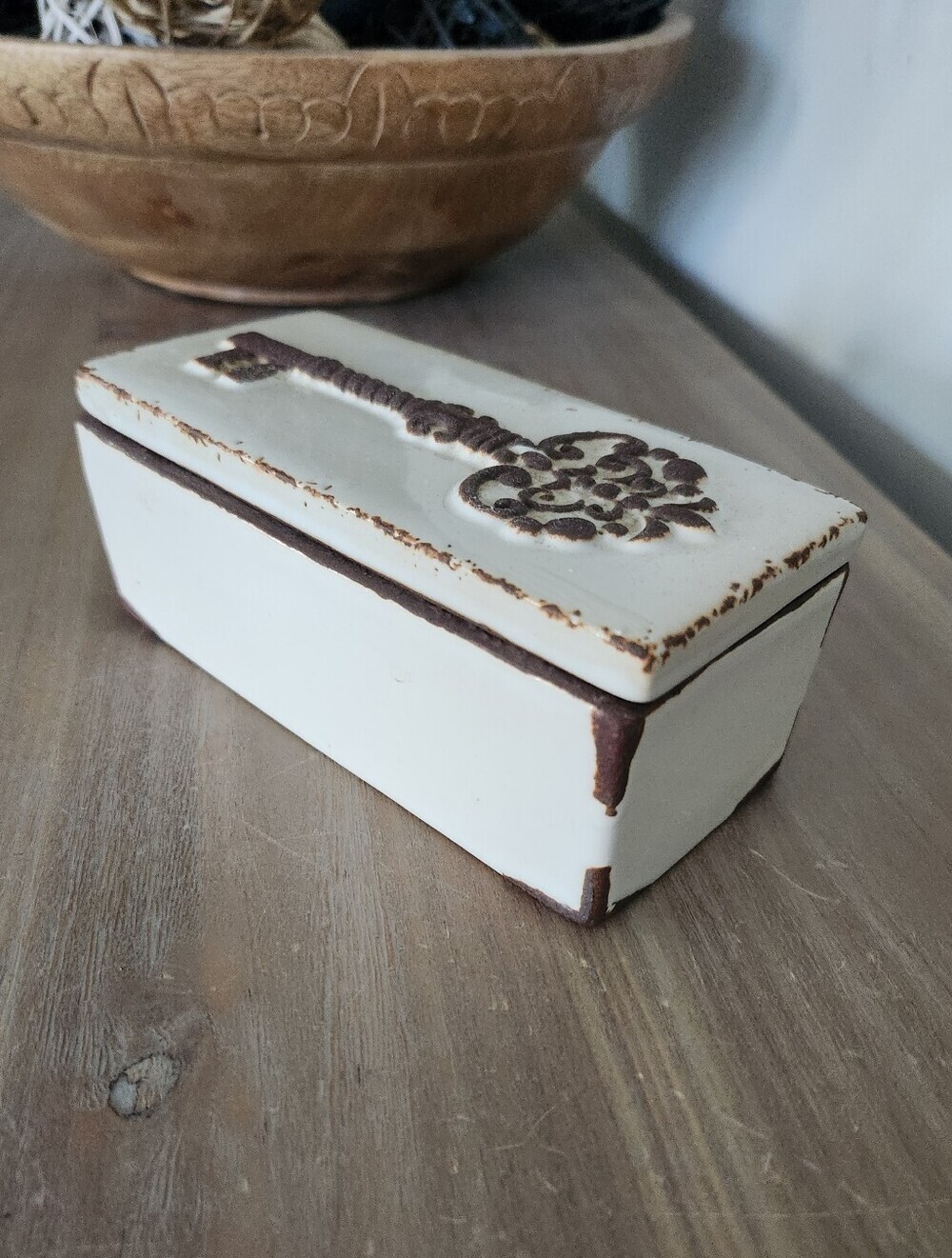 🏺 Pier 1 Rustic Key Ceramic Trinket Box with Lid | Farmhouse Decor Farmhouse